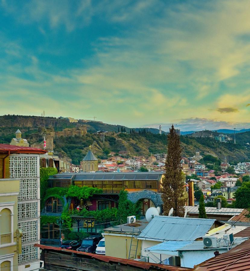 Metekhi View Hotel Tbilisi Exterior photo