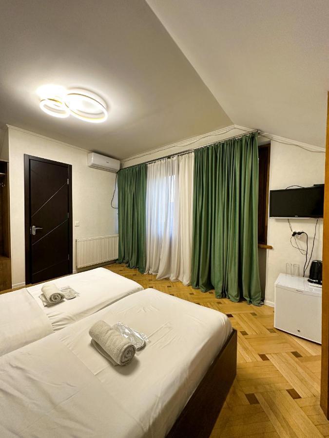 Metekhi View Hotel Tbilisi Exterior photo