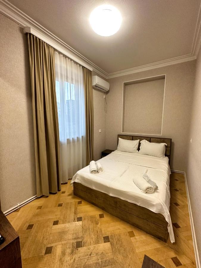Metekhi View Hotel Tbilisi Exterior photo