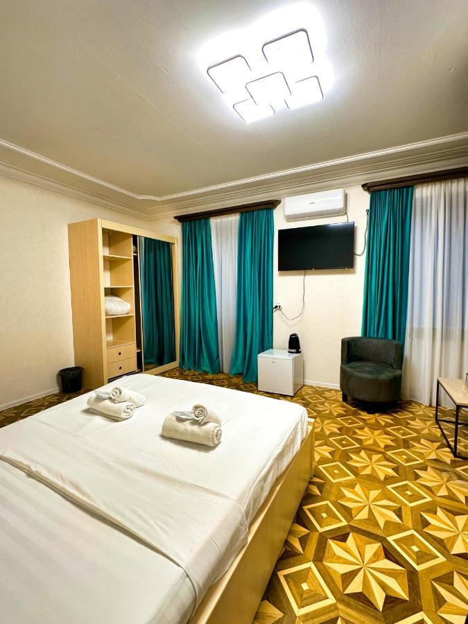 Metekhi View Hotel Tbilisi Exterior photo