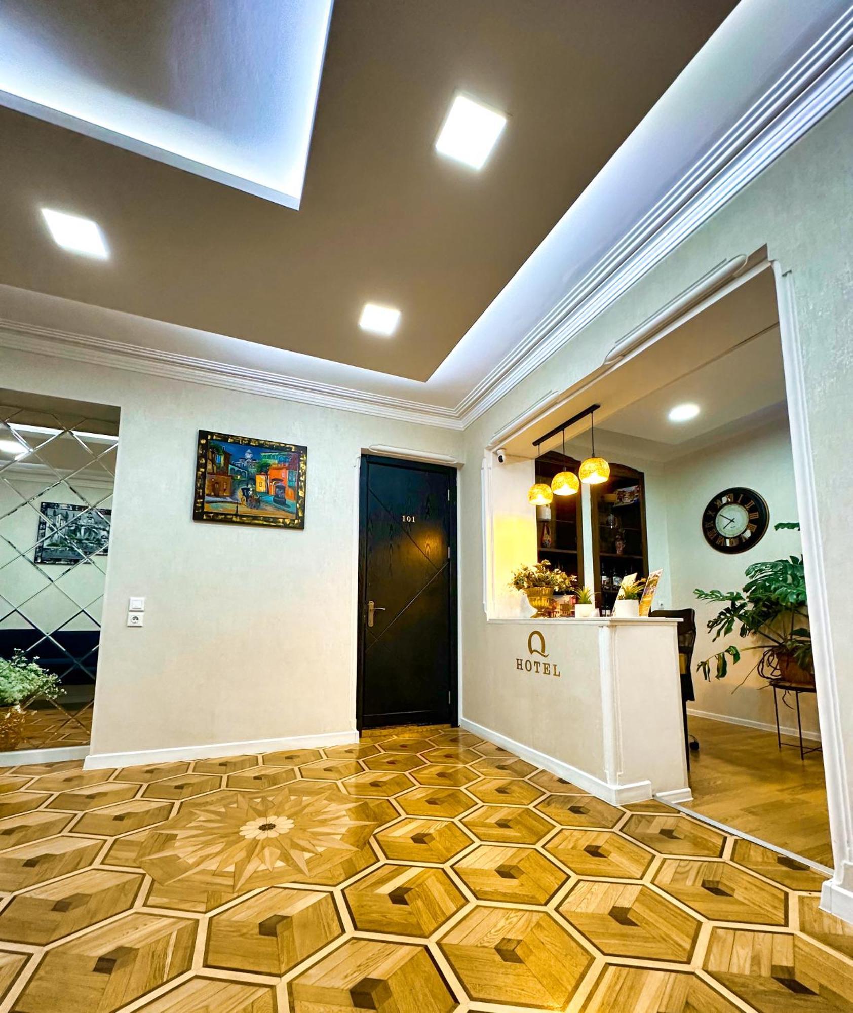 Metekhi View Hotel Tbilisi Exterior photo