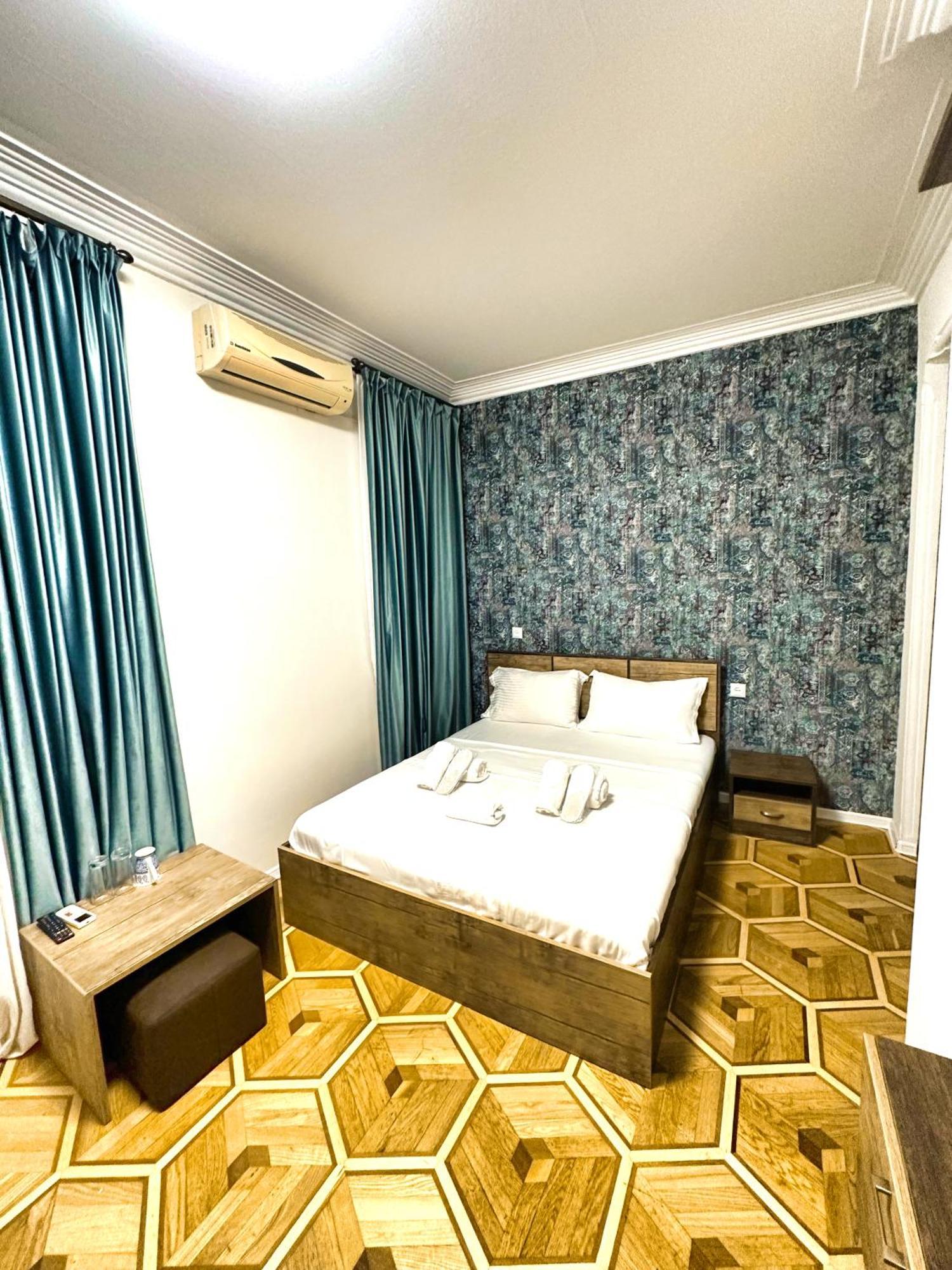 Metekhi View Hotel Tbilisi Exterior photo